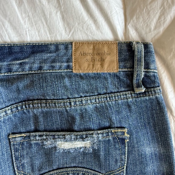 Abercrombie & Fitch Blue Distressed Mini Skirt - size 6 - Picture 6 of 8